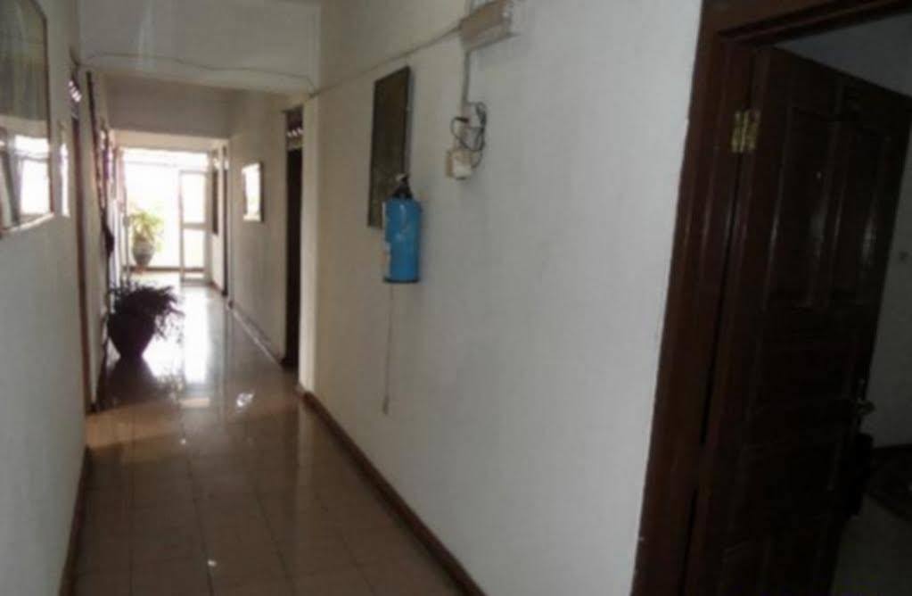 Niagara Inn Accra Kültér fotó