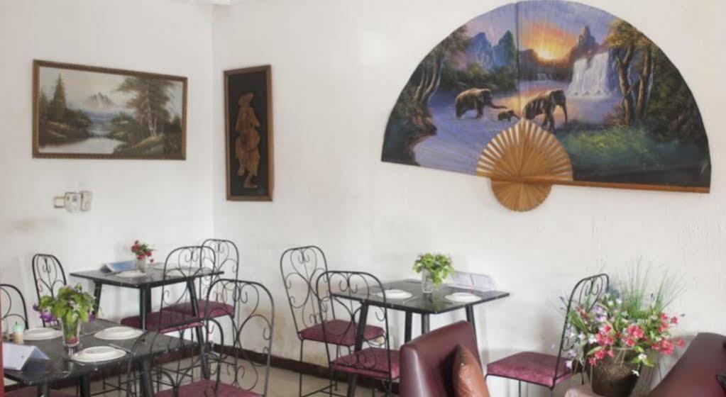 Niagara Inn Accra Kültér fotó